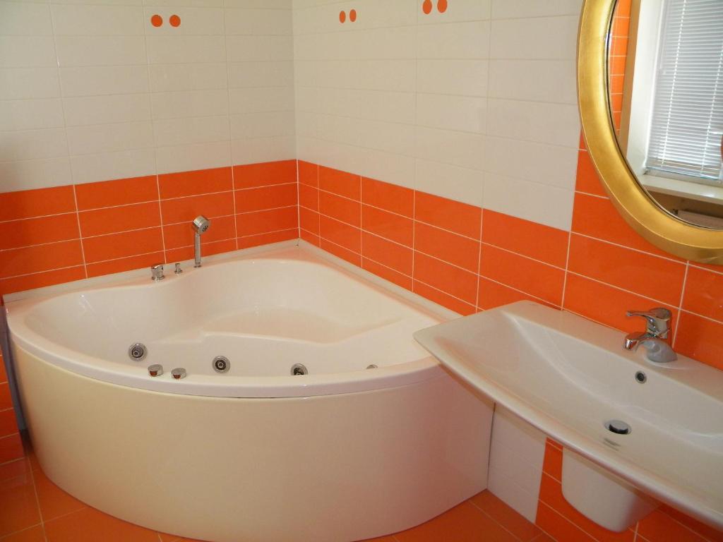 Gloria Mini-Hotel Кишинев Екстериор снимка